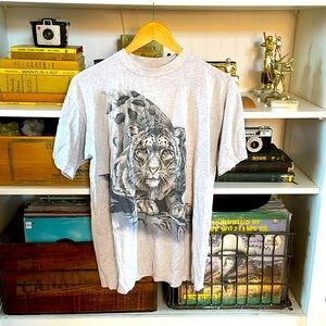 Vintage animal shirt